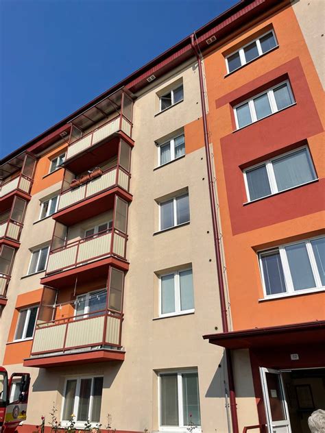 Graf zobrazujúci cenové rozpätie prenájmu 2-izbových bytov v Rimavskej Sobote