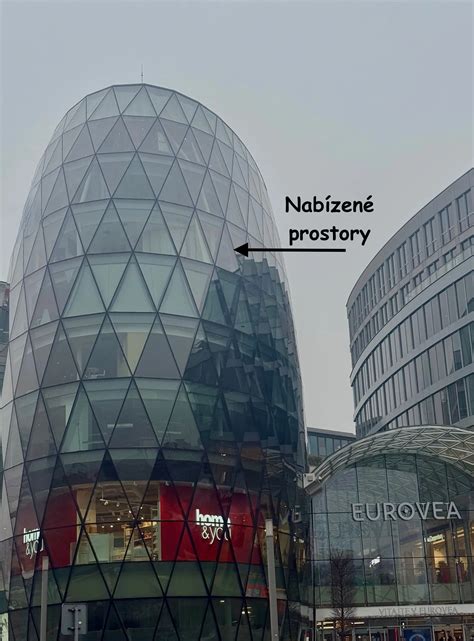 Vizualizácia moderných kancelárskych priestorov v IBG Centre