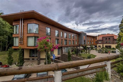 Mapa Malých Karpát s vyznačenými lokalitami ako Modra, Zochova chata