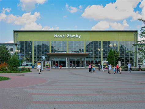Architektonický návrh železničnej stanice Nové Zámky