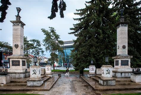 Námestie Osloboditeľov v Michalovciach