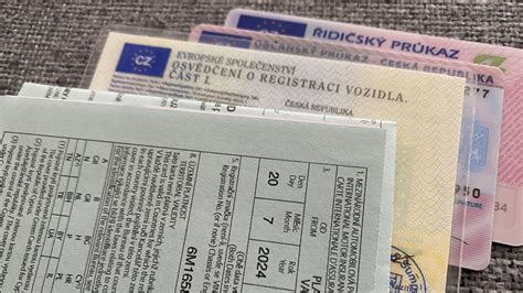 Infografika zobrazujúca poplatky za nové doklady