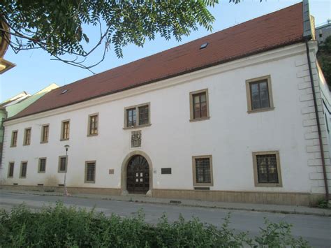 Fosília kosca v rohovci