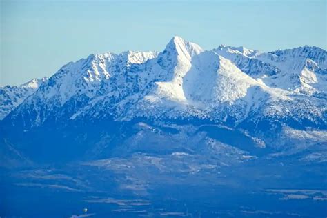 Panoramatický výhľad na Nízke Tatry z oblasti Brezna