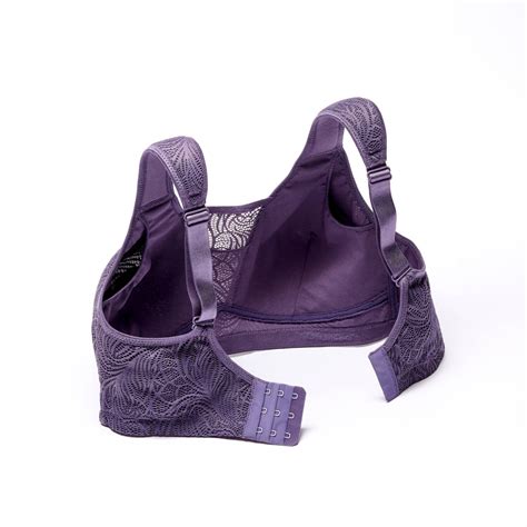 Ilustračná fotografia ženy po rekonštrukcii prsníka