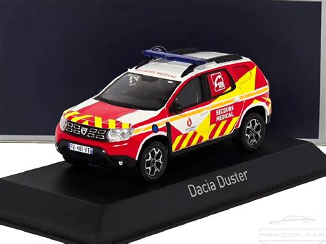 Terénne vozidlo Dacia Duster vo farbách hasičov