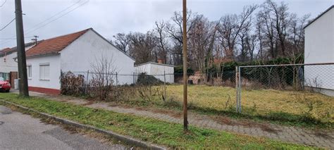 Ilustrácia úzkeho pozemku s umiestneným bungalovom