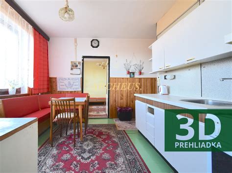 Zateplený bytový dom s novým výťahom