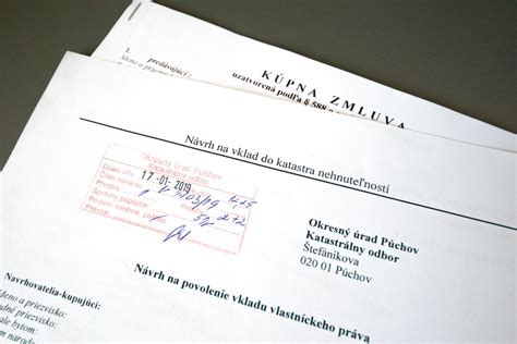 Ilustrácia znázorňujúca proces vkladu do katastra nehnuteľností