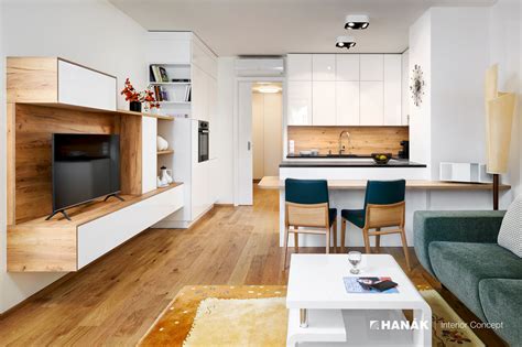 Interiér zrekonštruovaného bytu s moderným nábytkom