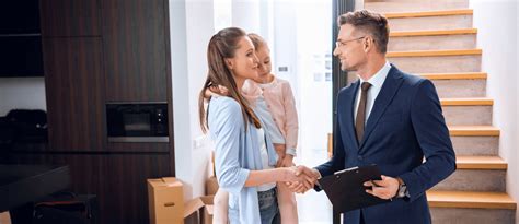 Ilustračná fotografia znázorňujúca nájomnú zmluvu