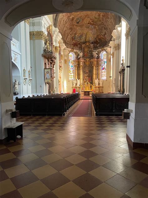 Farský kostol Nanebovzatia Panny Márie v Starom Tekove