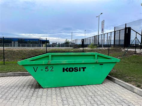 Veľkokapacitný kontajner na zber stavebného odpadu