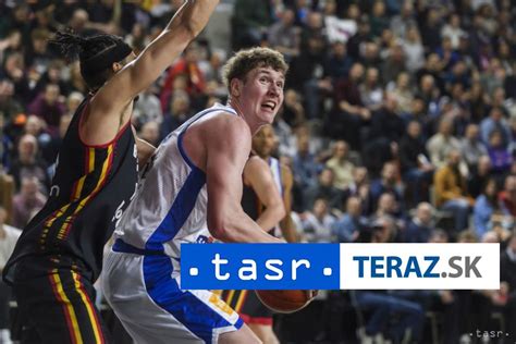 Basketbalisti počas zápasu