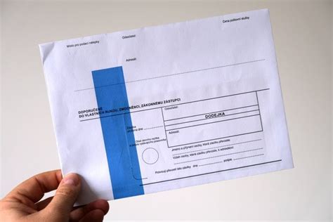 Ilustrácia znázorňujúca obálku s dokumentom vyúčtovania