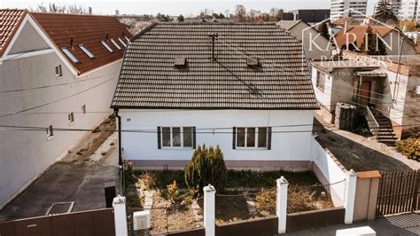 Ilustračná fotografia bytového domu v Podunajských Biskupiciach