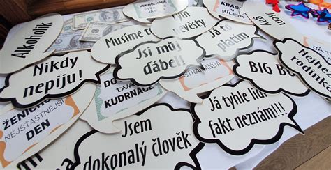 Zábavné rekvizity pripravené na použitie