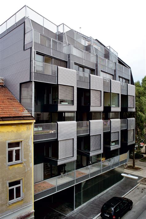 Moderný bytový dom vo Viedni