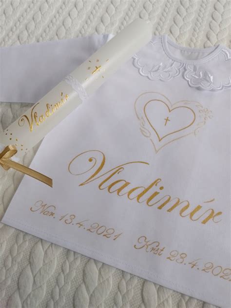 symbolika krstnej sviečky a košieľky