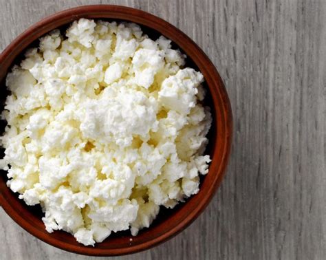 Čerstvý tvaroh v chladničke