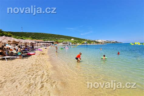 Piesočná pláž Planjka na ostrove Pag