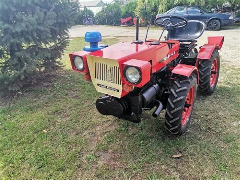 Rôzne druhy príslušenstva k malotraktorom