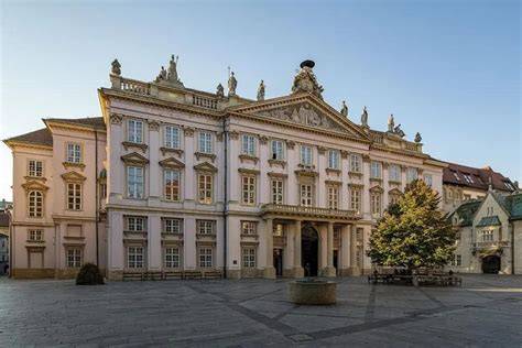 Primaciálny palác, Bratislava, exteriér