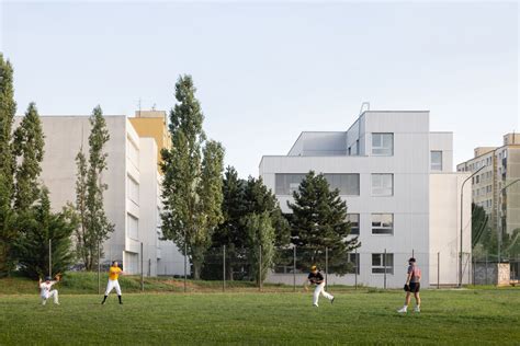 Pavilónový systém školskej budovy