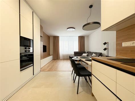 Ilustračná fotografia moderného 4-izbového bytu s loggiou