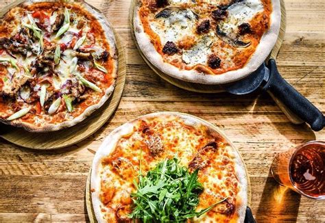 Pizza z reštaurácie The Winchester Stable