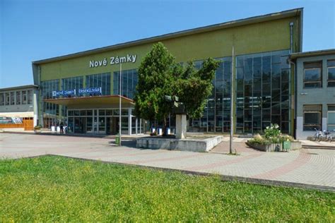 Budova okresného úradu v Nových Zámkoch
