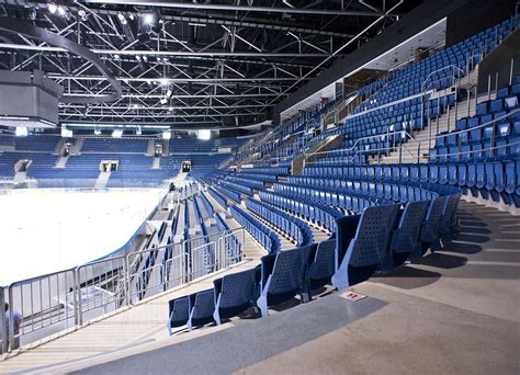 Zimný štadión Ondreja Nepelu zvonku