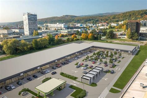 Obchodné centrum v Gelnici