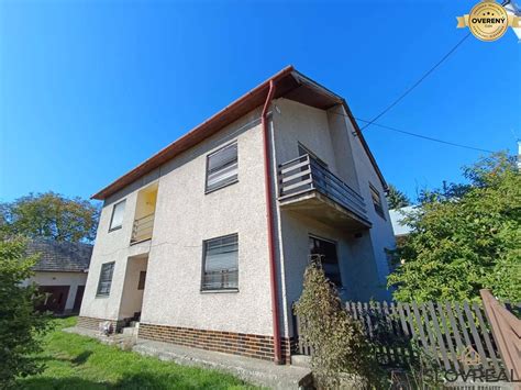 Fotografia rodinného domu v Radave s veľkým pozemkom