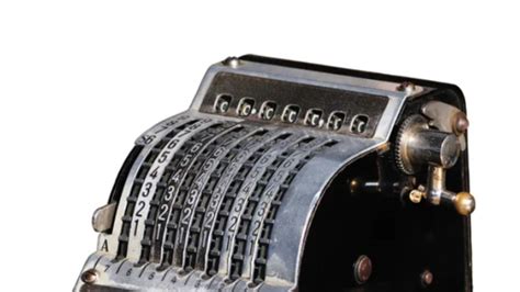 Interiér stodoly v Počúvadle s dôrazom na retro štýl a zberateľské predmety