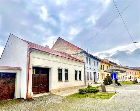 Garážový dom v centre mesta