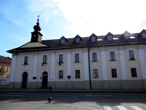 Piaristický kláštor v Brezne