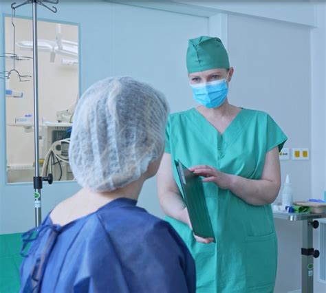 Schematický nákres usporiadania operačných sál v nemocnici