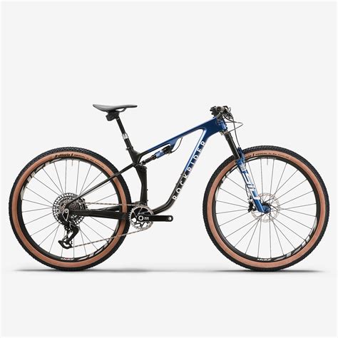 Karbonový horský trailový bicykel s 29-palcovými kolesami