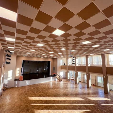 Akustický podhľad v modernizovanom kultúrnom dome