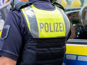 Ilustrácia znázorňujúca súdneho exekútora v procese vymáhania