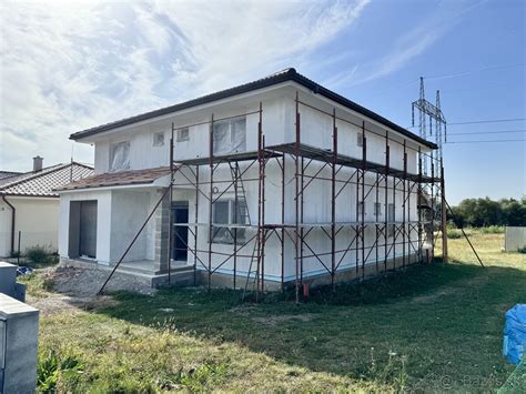 Lešenie na historickej budove v Bratislave