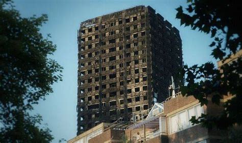 Záchranné práce po požiari Grenfell Tower