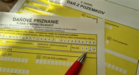 Ilustračný obrázok právnej dokumentácie k nehnuteľnosti