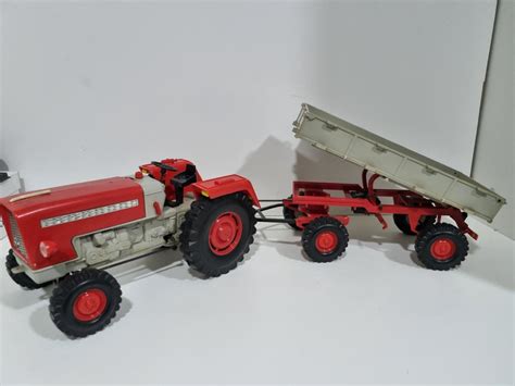 Stará fotografia industriálnej oblasti s železničnou vlečkou