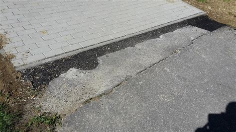 Ilustračná fotografia upraveného cintorína s chodníkmi a zeleňou