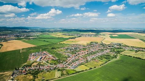 panoráma obce Slovenský Grob