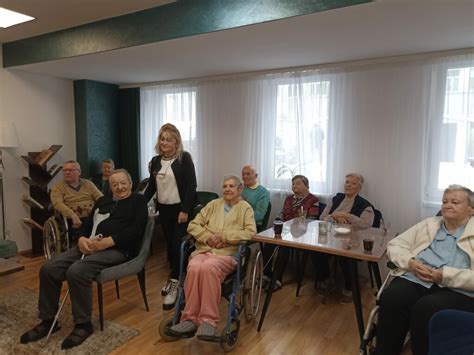 Budova Zariadenia pre seniorov Jeseň