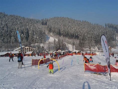 Zjazdovka lyžiarskeho strediska SKI Makov