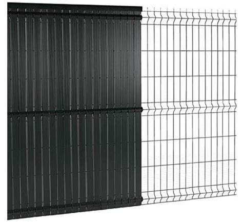 Ukážka 3D plotových panelov v antracitovej farbe